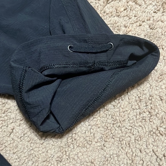 Athleta Trekkie Hike Pant Ripstop Cinch Ankles Black 20 - Picture 6 of 12